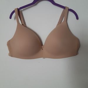 Cacique Tan/Nude Simply Wire Free Uplift  Plunge Bra 44B